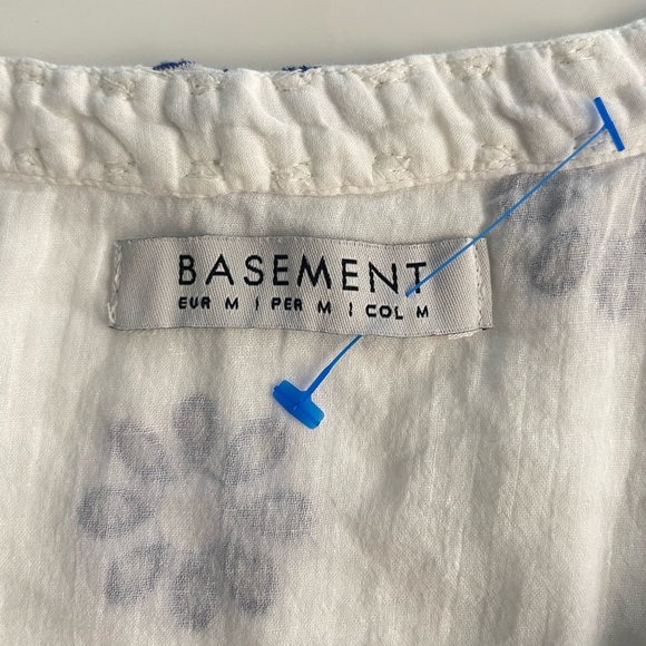 Basement Embroidered Cotton Short Dress - Picture 8 of 12